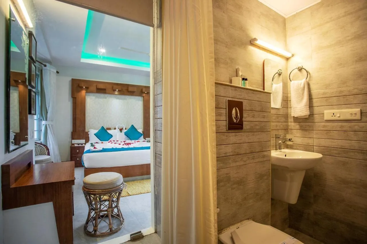 Hotel Monsoon Grande Munnar